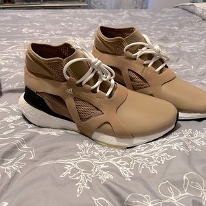 Adidas Stella McCartney shoes size 10. Never worn